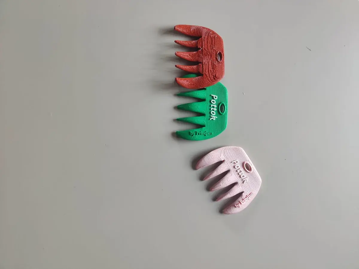 Pottok Mane Comb